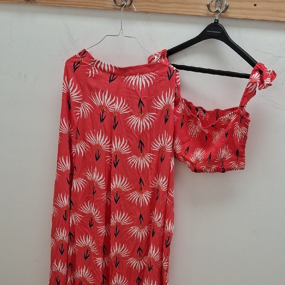 NWOT-Lulus Salmon & White Ruffled Crop Top & Skirt Set-